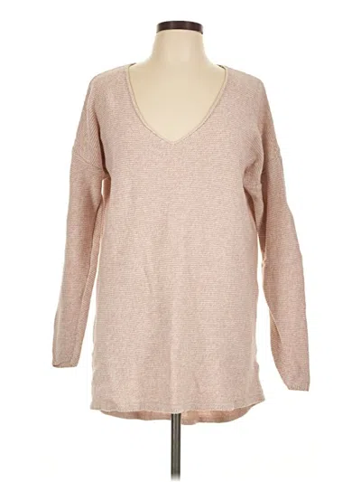 Pre-owned Old Navy Long Sleeve T-shirt In Tan
