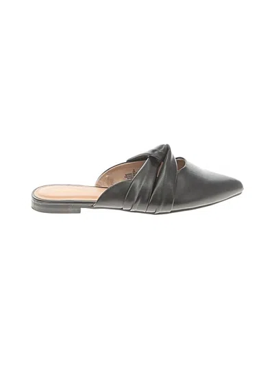 Pre-owned Old Navy Mule/clog In Black