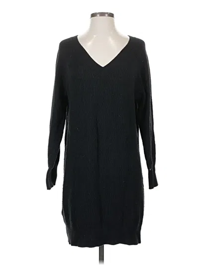 Pre-owned Old Navy Pullover Sweater In Black