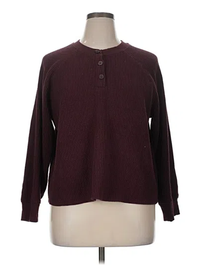 Pre-owned Old Navy Pullover Sweater In Burgundy