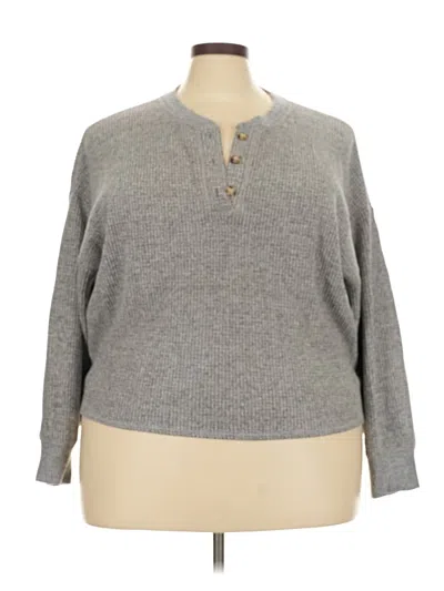 Pre-owned Old Navy Pullover Sweater In Gray