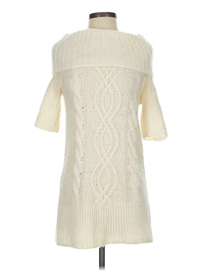 Pre-owned Old Navy Pullover Sweater In Ivory