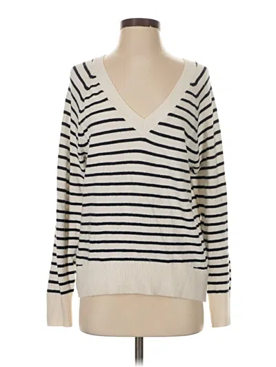 Pre-owned Old Navy Pullover Sweater In Ivory