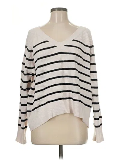 Pre-owned Old Navy Pullover Sweater In Ivory