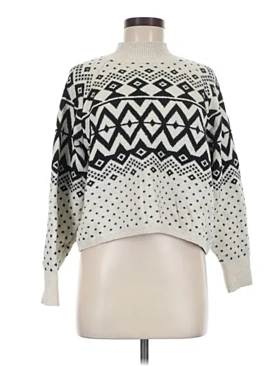 Pre-owned Old Navy Pullover Sweater In Ivory
