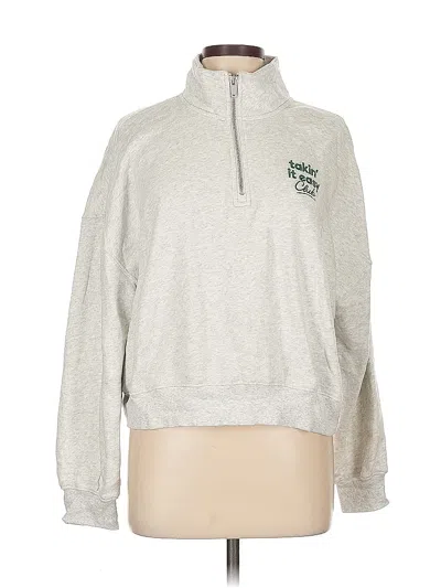 Pre-owned Old Navy Pullover Sweater In Silver