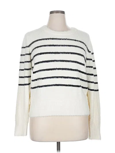 Pre-owned Old Navy Pullover Sweater In White