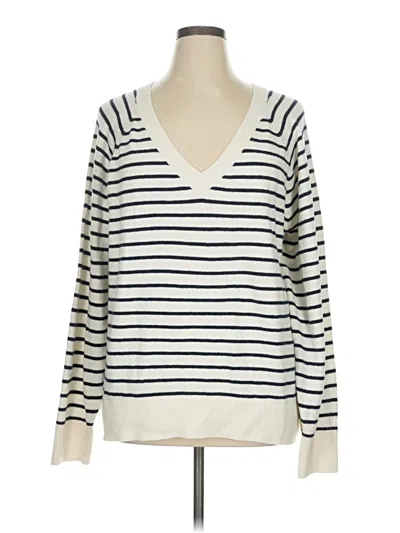 Pre-owned Old Navy Pullover Sweater In White