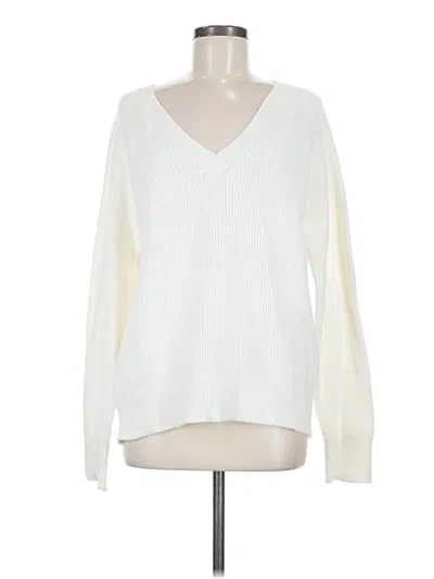 Pre-owned Old Navy Pullover Sweater In White