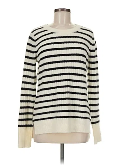 Pre-owned Old Navy Pullover Sweater In White