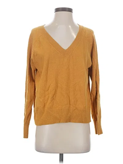 Pre-owned Old Navy Pullover Sweater In Yellow