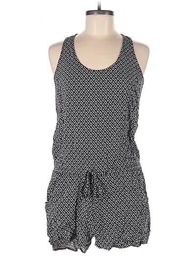 Pre-owned Old Navy Romper In Gray