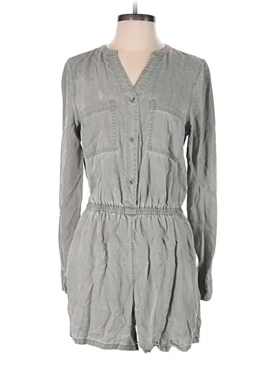 Pre-owned Old Navy Romper In Gray