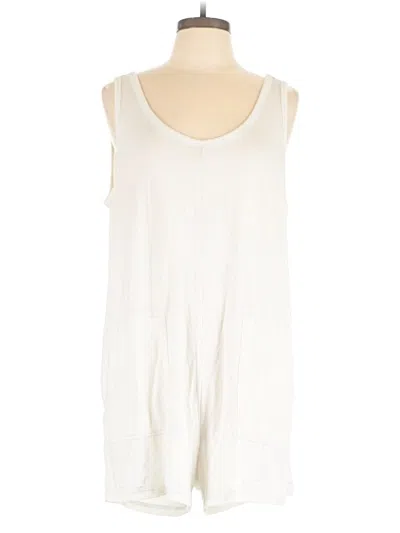 Pre-owned Old Navy Romper In Ivory