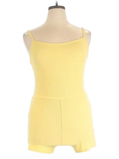 Pre-owned Old Navy Romper In Yellow