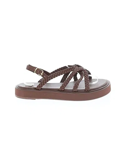 Pre-owned Old Navy Sandals In Brown