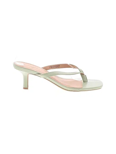 Pre-owned Old Navy Sandals In Green