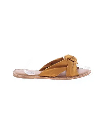 Pre-owned Old Navy Sandals In Tan