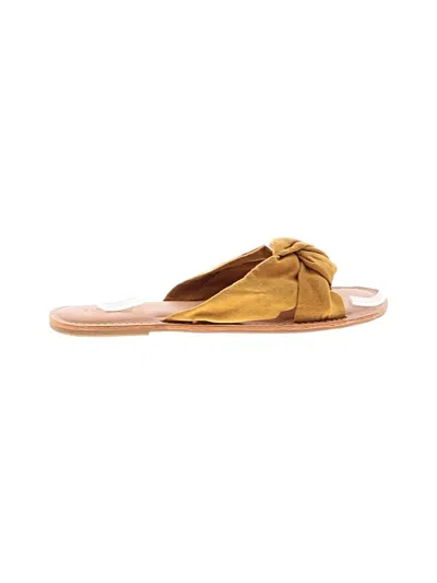 Pre-owned Old Navy Sandals In Yellow