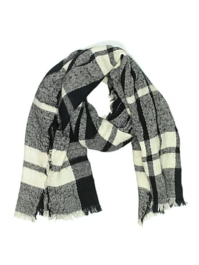 Pre-owned Old Navy Scarf In Black