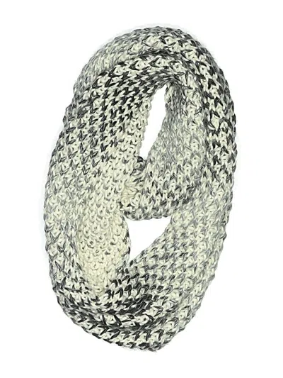 Pre-owned Old Navy Scarf In Gray