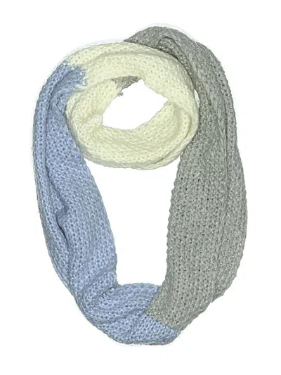 Pre-owned Old Navy Scarf In Gray