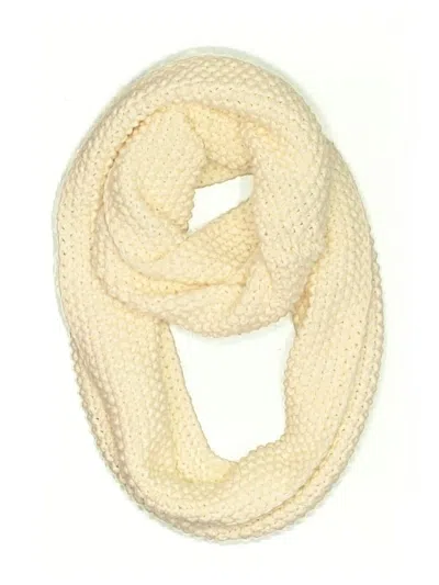 Pre-owned Old Navy Scarf In Ivory