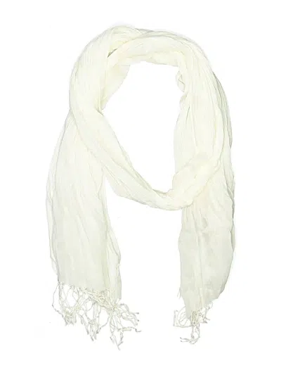 Pre-owned Old Navy Scarf In White