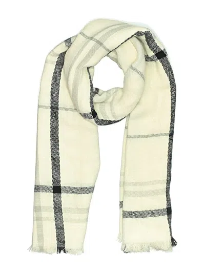 Pre-owned Old Navy Scarf In White