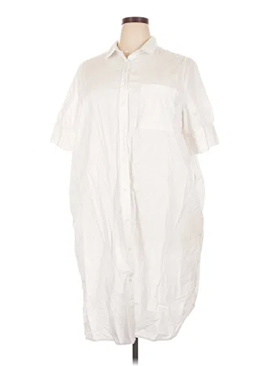 Pre-owned Old Navy Short Sleeve Button Down Shirt In Ivory