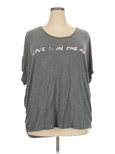 Pre-owned Old Navy Short Sleeve T-shirt In Gray