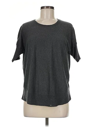 Pre-owned Old Navy Short Sleeve T-shirt In Gray
