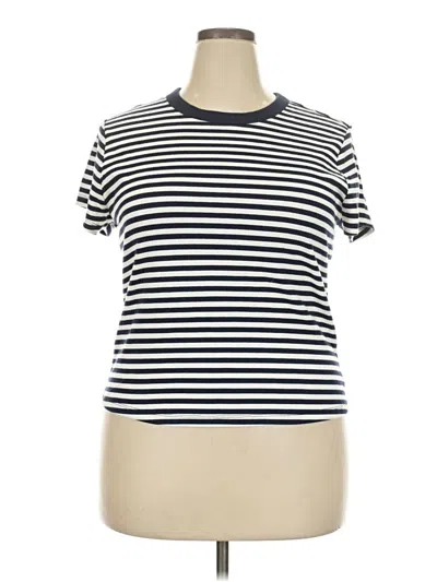 Pre-owned Old Navy Short Sleeve T-shirt In Ivory