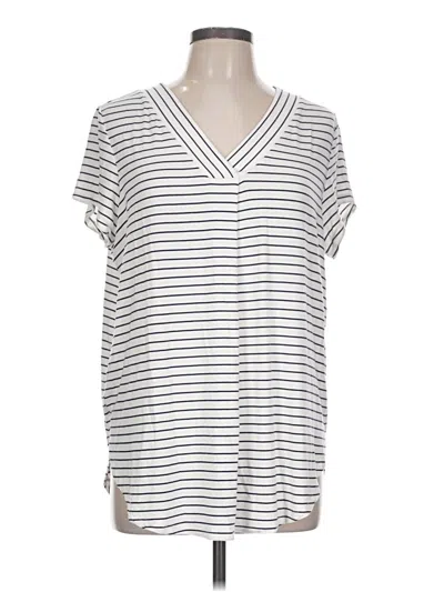 Pre-owned Old Navy Short Sleeve T-shirt In Silver