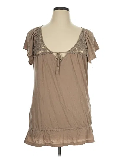 Pre-owned Old Navy Short Sleeve T-shirt In Tan