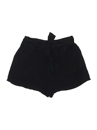 Pre-owned Old Navy Shorts In Black