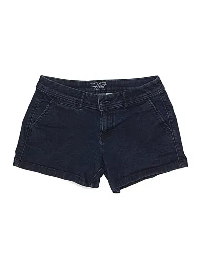 Pre-owned Old Navy Shorts In Blue