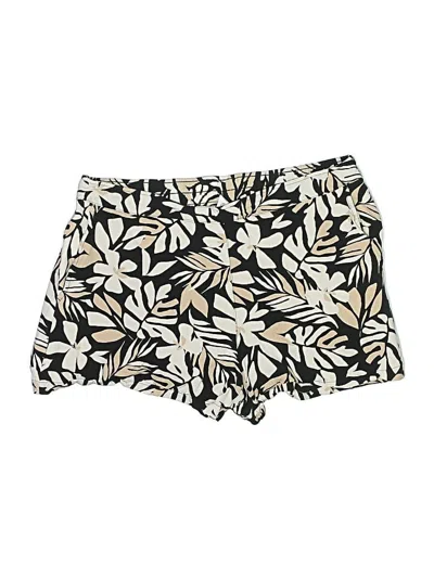 Pre-owned Old Navy Shorts In Ivory