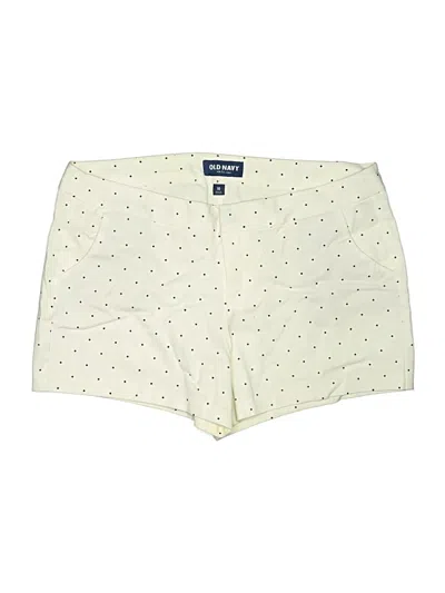 Pre-owned Old Navy Shorts In Ivory
