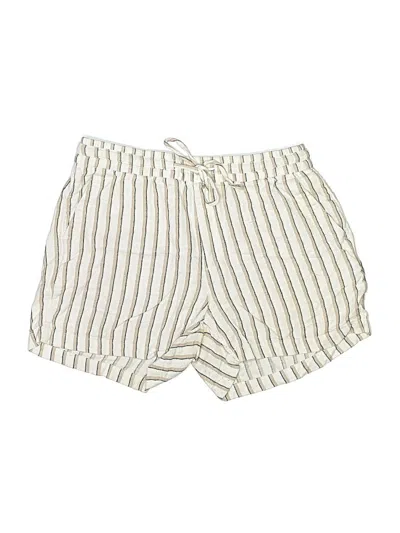 Pre-owned Old Navy Shorts In Ivory