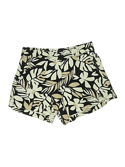 Pre-owned Old Navy Shorts In White