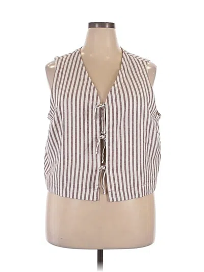 Pre-owned Old Navy Sleeveless Button Down Shirt In Brown