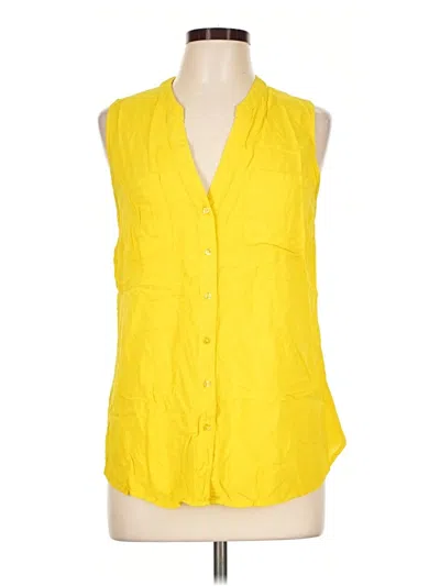 Pre-owned Old Navy Sleeveless Button Down Shirt In Yellow