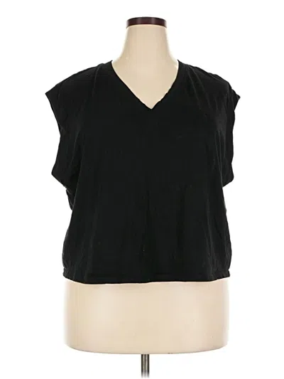 Pre-owned Old Navy Sleeveless T-shirt In Black