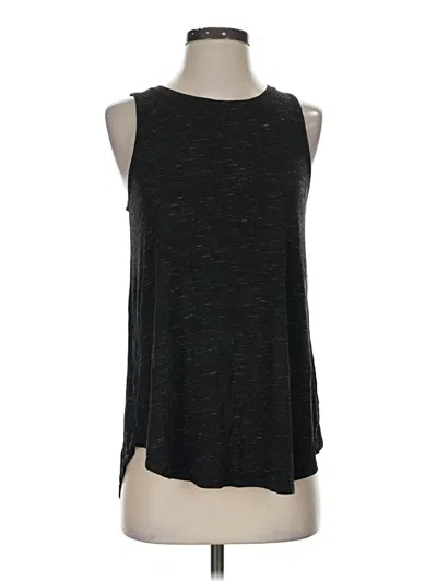 Pre-owned Old Navy Sleeveless T-shirt In Black