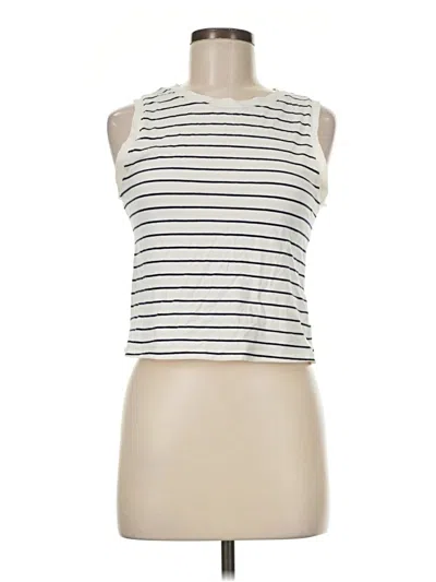 Pre-owned Old Navy Sleeveless T-shirt In Ivory