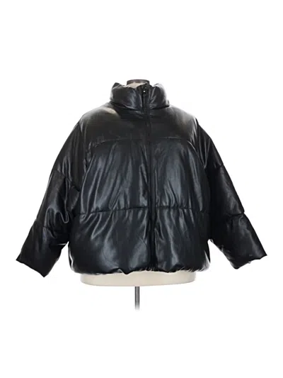 Pre-owned Old Navy Snow Jacket In Black