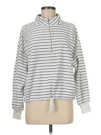 Pre-owned Old Navy Sweatshirt In White