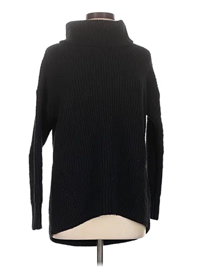 Pre-owned Old Navy Turtleneck Sweater In Black