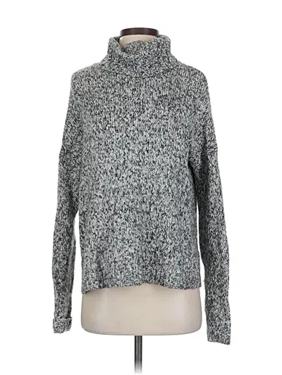 Pre-owned Old Navy Turtleneck Sweater In Silver